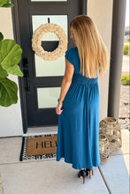 Load image into Gallery viewer, PREORDER: Woodbury Midi Dress in Two Colors