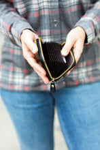 Load image into Gallery viewer, Think It Over Dark Green Woven Vegan Accordion Zipper Cardholder