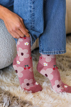 Load image into Gallery viewer, Mauve Floral Crew Socks