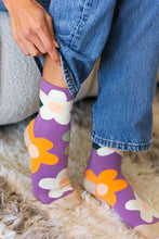Load image into Gallery viewer, Plum Floral Print Crew Socks