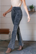 Load image into Gallery viewer, Charcoal Cotton Acid Wash Raw Edge Flared Leggings