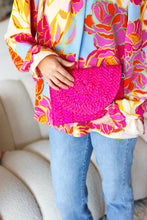 Load image into Gallery viewer, Fuchsia Raffia Woven Wrist Strap Clutch Bag