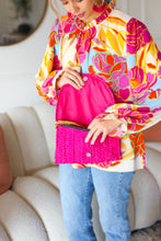 Load image into Gallery viewer, Fuchsia Raffia Woven Wrist Strap Clutch Bag