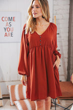 Load image into Gallery viewer, Rust V Neck Raglan Button Detail Bubble Crepe Dress