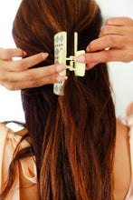 Load image into Gallery viewer, Cream Southwestern Print Hair Claw