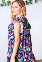 Load image into Gallery viewer, Lilac Handwoven Straw Flower Dangle Earrings
