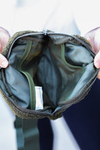 Load image into Gallery viewer, Dark Green Sherpa Zipper Buckle Belt Sling