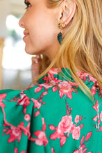 Load image into Gallery viewer, Emerald &amp; Gold Monstera Leaf Dangle Earrings
