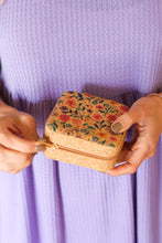 Load image into Gallery viewer, Floral & Cork Travel Jewelry Box