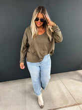 Load image into Gallery viewer, PREORDER: Parker Basic Washed Tee in Six Colors