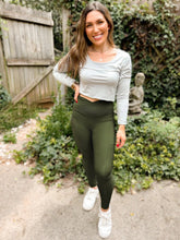 Load image into Gallery viewer, PREORDER: Max Sculpt Ribbed Leggings in Two Colors