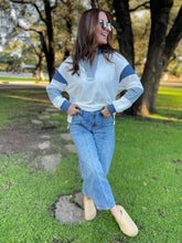 Load image into Gallery viewer, PREORDER: Stay Preppy Collared Sweatshirt in Five Colors