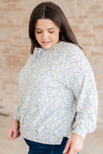 Load image into Gallery viewer, A Touch of Pollen Pullover