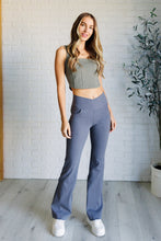 Load image into Gallery viewer, Building Habits Twill Flared Crossover Waist Pant in Titanium