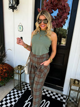 Load image into Gallery viewer, PREORDER: Cayla Crop Plaid Pants in Two Colors