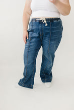 Load image into Gallery viewer, PREORDER: High Rise Wide Leg Denim Joggers