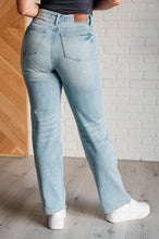 Load image into Gallery viewer, Patricia High Rise Rigid Magic 90's Straight Jeans