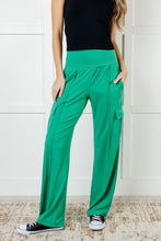 Load image into Gallery viewer, Race to Relax Cargo Pants in Emerald Green