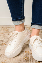 Load image into Gallery viewer, Skylar Mid Rise Thermal Vintage Skinny Jean