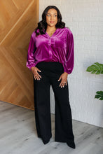 Load image into Gallery viewer, Magic Wide Leg Pants in Black