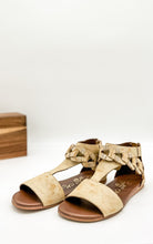 Load image into Gallery viewer, Loop D Loop Sandals in White