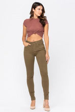Load image into Gallery viewer, Yours Truly Olive Judy Blue Skinny Jeans
