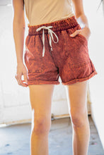 Load image into Gallery viewer, Rust Cotton Light-Wash Drawstring Cuffed Shorts