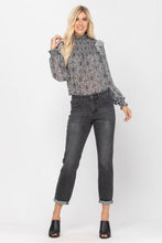 Load image into Gallery viewer, The Daydreamer Judy Blue Boyfriend Jeans