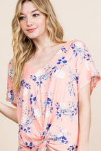 Load image into Gallery viewer, Peachy Keen Twist Top