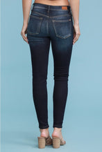 Load image into Gallery viewer, Everyday Beauty Judy Blue Jeans