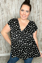 Load image into Gallery viewer, Black Spotted Leopard Sleeveless Soft Knit Top