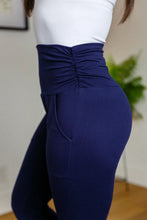 Load image into Gallery viewer, PREORDER: Haley Ruched Waist Leggings