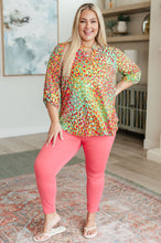 Load image into Gallery viewer, PREORDER: Magic Skinny Pants in Twelve Colors