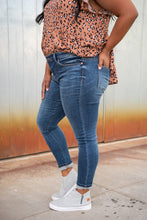 Load image into Gallery viewer, Made For You Skinny Jeans