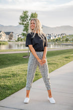 Load image into Gallery viewer, Every Day Leopard Print Joggers