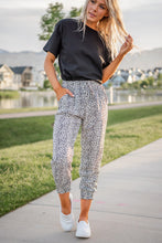 Load image into Gallery viewer, Every Day Leopard Print Joggers
