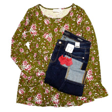 Load image into Gallery viewer, Legs for Days Judy Blue Skinny Jeans