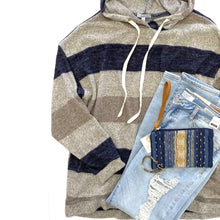 Load image into Gallery viewer, Through Stormy Waters Clutch