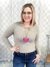 Load image into Gallery viewer, Show Your Personality Crop Top