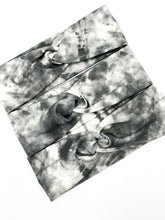 Load image into Gallery viewer, Black Tie Dye Headband