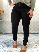 Load image into Gallery viewer, A Night Out Judy Blue Black Jeans