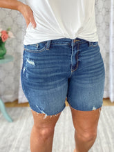 Load image into Gallery viewer, Middle Of The Road Judy Blue Shorts
