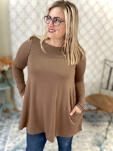 Load image into Gallery viewer, Dare to Dream Top in Mocha