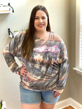 Load image into Gallery viewer, Floating on Clouds Top