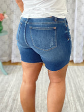 Load image into Gallery viewer, Middle Of The Road Judy Blue Shorts