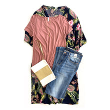 Load image into Gallery viewer, A Tropical Dream Kimono