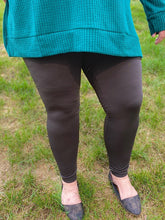 Load image into Gallery viewer, Cozy in Fleece Leggings in Ash Gray