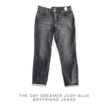 Load image into Gallery viewer, The Daydreamer Judy Blue Boyfriend Jeans