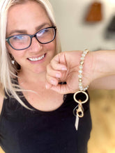 Load image into Gallery viewer, Trendy Days Key Ring Bracelet