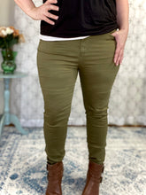 Load image into Gallery viewer, Yours Truly Olive Judy Blue Skinny Jeans